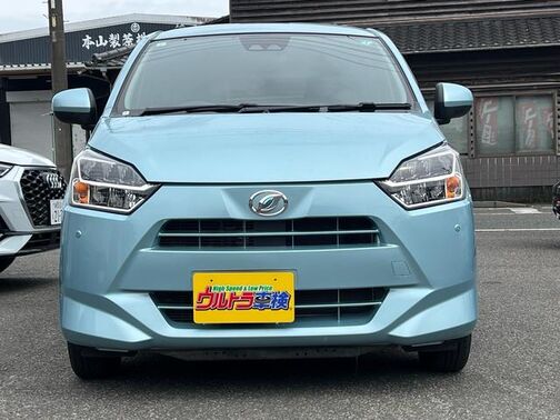 自社ローン実績１０００台以上！全国配車可能☆整備工場完備☆女性スタッフ対応☆全国故障対応